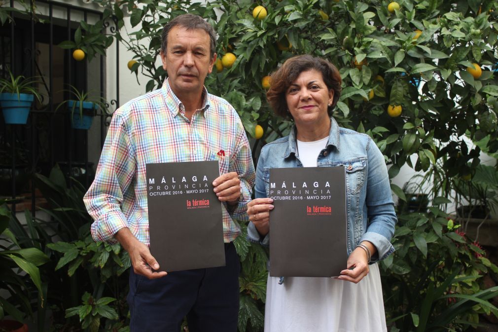 Fuensanta Lima, concejala de Cultura de Mijas, y el coordinador del &aacute;rea, Francisco Guti&eacute;rrez.