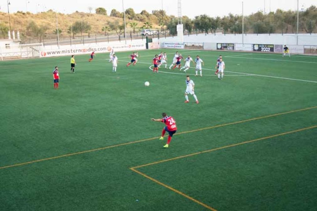 El Cala de Mijas no pudo con la defensa marbell&iacute;