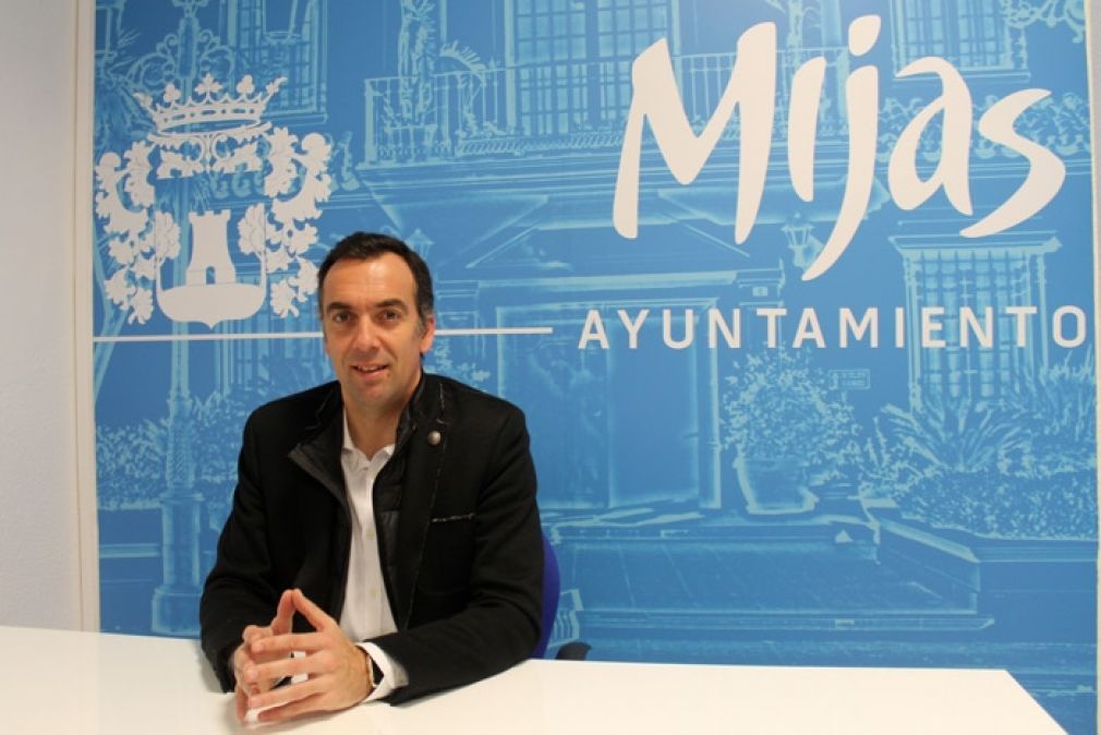 El edil de Urbanismo, Andr&eacute;s Ruiz, durante la rueda de prensa en el Ayuntamiento. FOTO: Irene P&eacute;rez