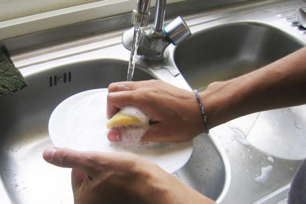 Aprobada una moci&oacute;n para la bonificaci&oacute;n de la tasa de agua a mayores con bajos recursos y personas en riesgo de exclusi&oacute;n
