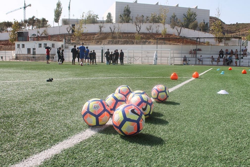 El Ayuntamiento informa del cese de la actividad de la escuela de f&uacute;tbol de La Cala