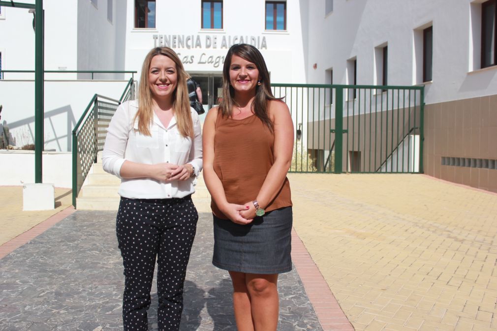 Silvia Cabrera (izqda.) y Tamara Vera.
