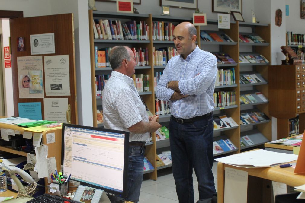 La concejal&iacute;a de Educaci&oacute;n anuncia pr&eacute;stamos colectivos