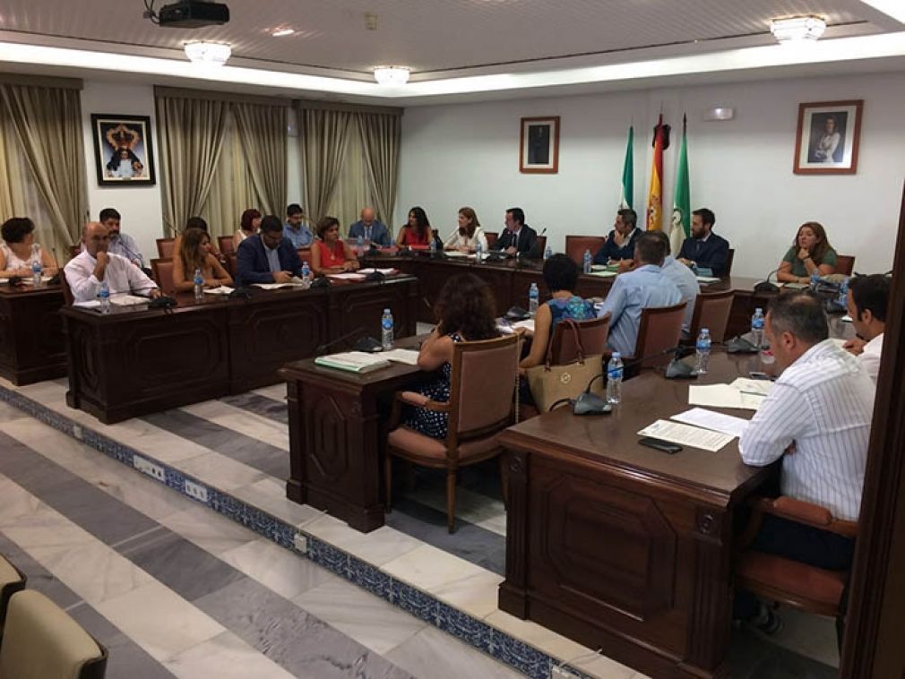 Un momento del pleno del Ayuntamiento de Mijas. 