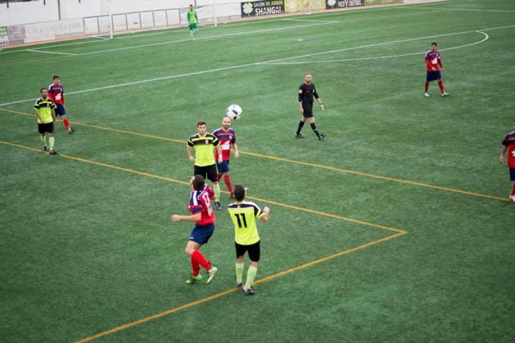El Mijas vence en el derbi en los &uacute;ltimos minutos del partido