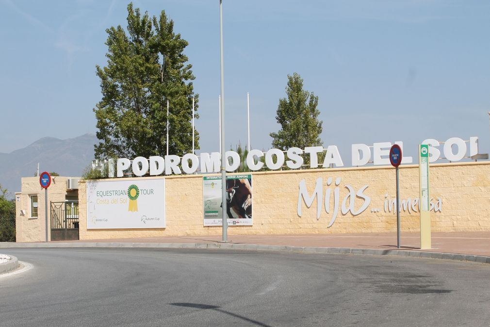 Im&aacute;genes de las instalaciones del hip&oacute;dromo de Mijas